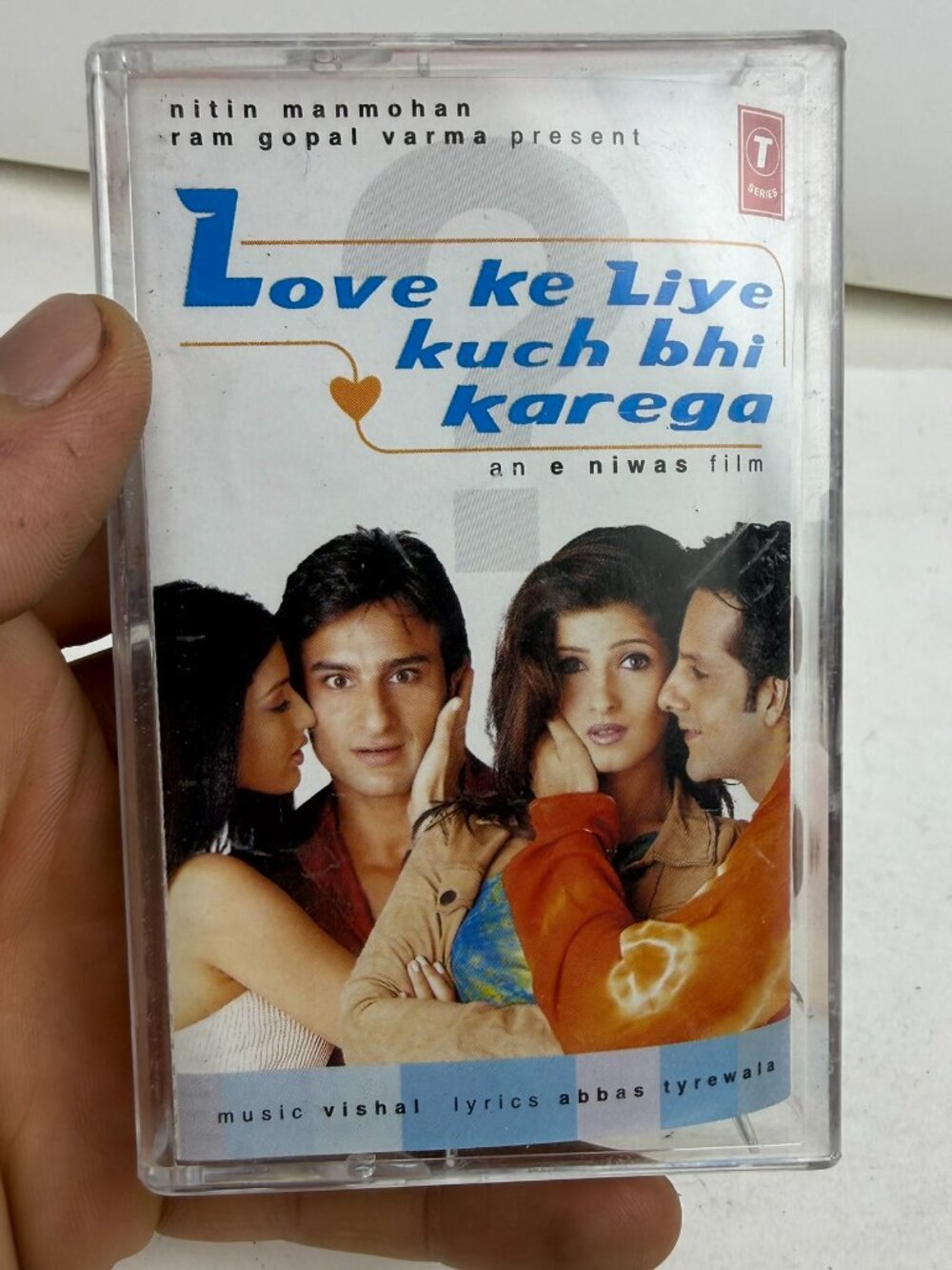 Love Ke Liye Kuch Bhi Karega * Bollywood Audio Cassette poster collectable only